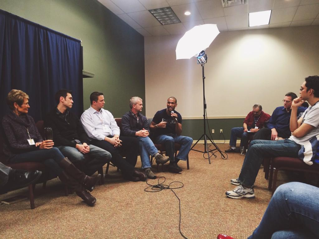 VSoKM's tweet photo. Honored to have a panel of incredible leaders to impart wisdom to students. Thanks Di, Daniel, Mike, Jim and Clay! http://t.co/BH0Y0YPuuw