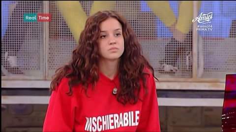 MiolaFamily's tweet photo. Francy il rosso non ti dona x niente. http://t.co/Ju4BBDLvIQ