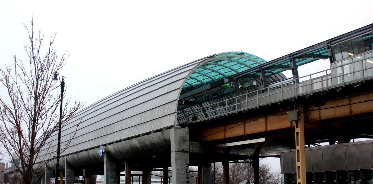 cta's tweet image. The new Cermak-McCormick Place Green Line station is open! goo.gl/tSH8jh More pics: flic.kr/s/aHsk7Jihdk