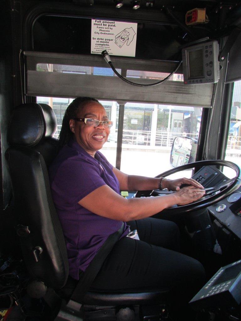 Transdev_AZ's tweet image. Love and appreciate your @PhoenixMetroBus @valleymetro bus driver? Let us know with #loveourdrivers