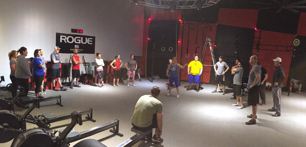 SourceFit247's tweet photo. Thanks Justin Kiger of @MtRiverPT for the informative mobility session tonight! We all learned a lot! http://t.co/vaZ8EgW5RF