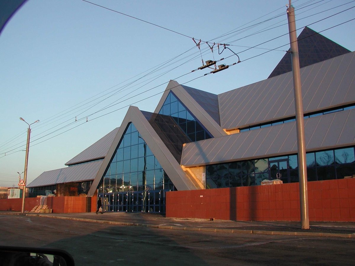 InterPolymer's tweet photo. Российский #ЛУВР, #пирамида в Челябинске от фирмы Пластокно, ТЦ "Синегорье" http://t.co/yAtpnFMrR8