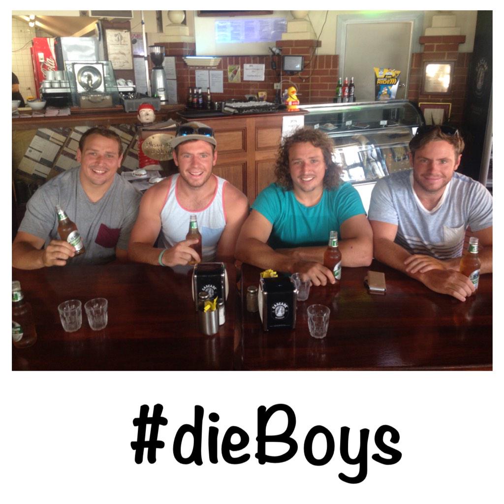 Was n bietjie bored vandag.  Mooi loop manne sterkte die vrydag!! <a href="/Ruan_Twin/">Ruan Smith 🇿🇦</a> <a href="/jeanpierresmit1/">JP Smith</a> <a href="/hpMOMSEN/">HP Momsen</a>