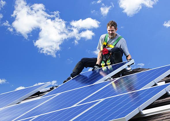 Slate's tweet photo. How to get solar panels installed for your home and save thousands: http://t.co/sxw0XvyunX http://t.co/eZCMKYVnK5