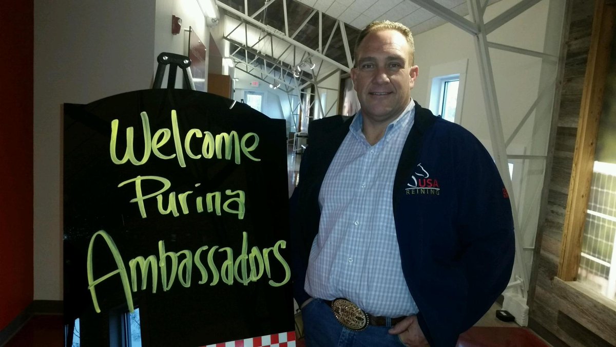 ShawnFlarida's tweet photo. Spent the day at the @PurinaHorseFeed research farm today!! What a great facility! Thanks for all you do! http://t.co/DijRglW3Uv
