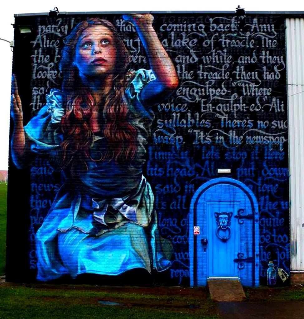 BenWest's tweet photo. RT @John_F_Daniel: Loved this @whoamirony & #frankstyles #uk #streetart #art #contemporaryart http://t.co/HILBkR9e2M