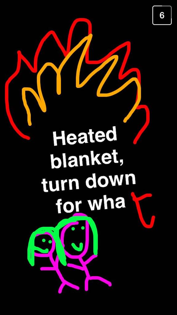 ShanElizabeth9's tweet photo. Visual representation of me and Katie in bed right now #OnATuesday http://t.co/wH74Y1JiqP
