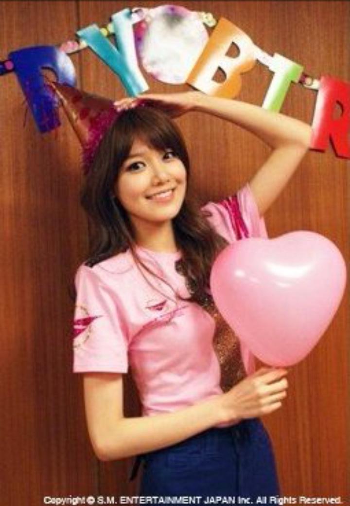 And to the long legged girl with big, golden heart - choi sooyoung~ happy birthday<3 