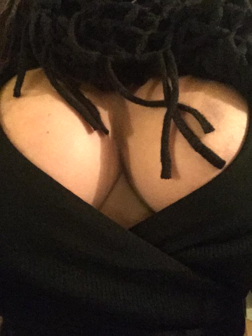 Happy Valentines Day  From me to u.......................❤️ http://t.co/dsmVysRGpa