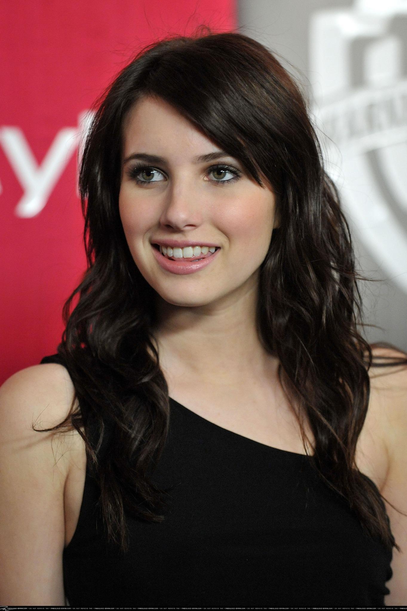 Happy Birthday to Emma Roberts, who turns 24 today! 