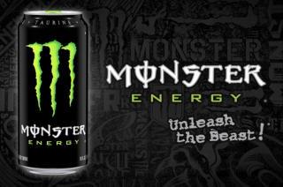 Энергетик монстер. Реклама энергетика монстр. Реклама монстра. Monster energy а1. Рекламные плакаты monster energy.