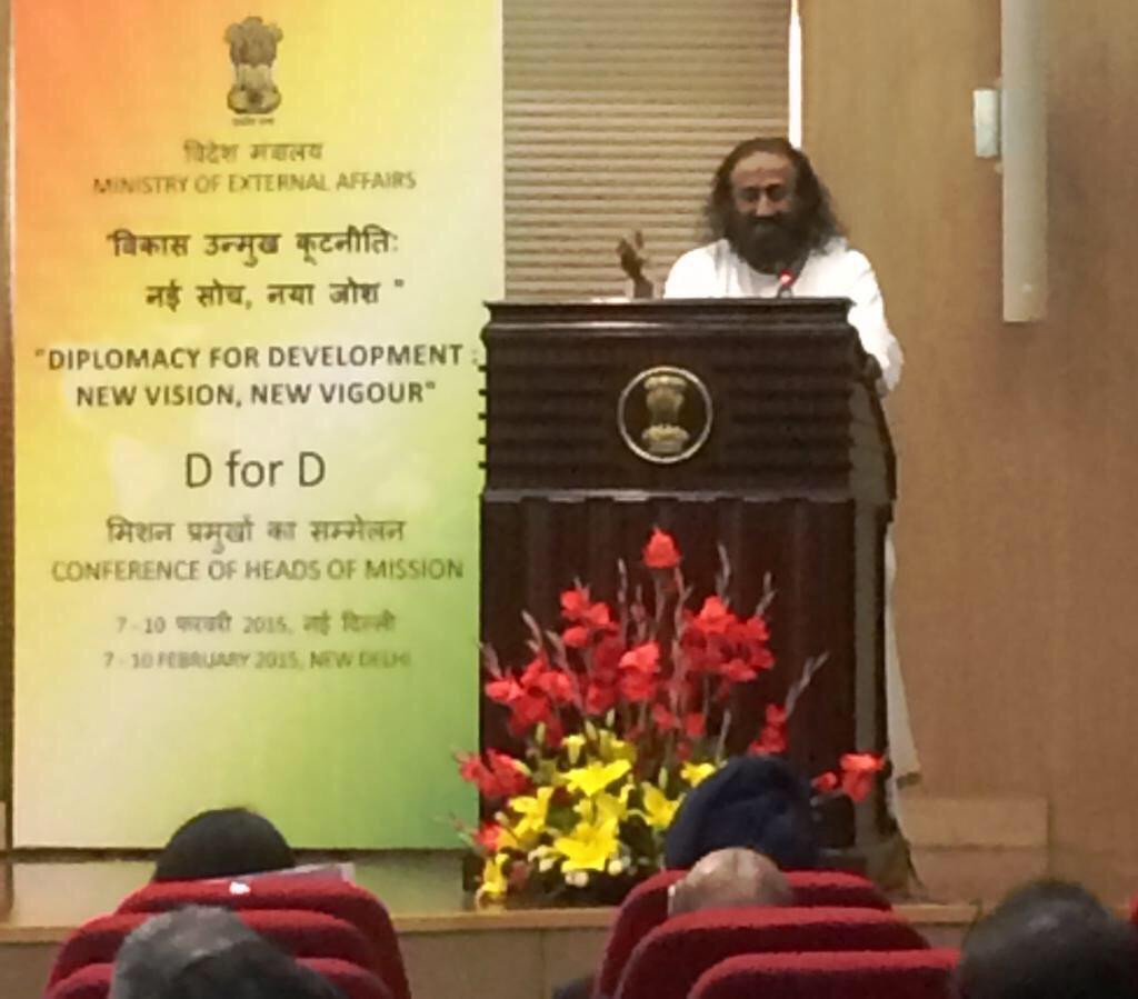 AOLSwamiji's tweet photo. Gurudev @SriSri addressing Indian Ambasadors &amp; High Commissioners from all over the world http://t.co/T5aOXo1e1Y