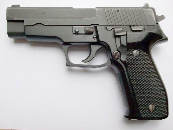かっこいい 最高の銃の画像集さん の最近のツイート 1 Whotwi グラフィカルtwitter分析
