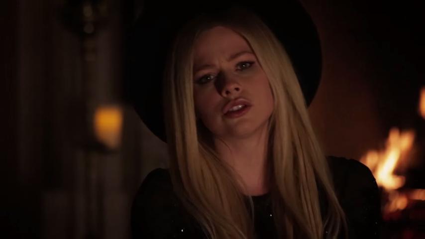 AvLavigne_FR's tweet photo. I CAN'T WAIT ANYMORE !  #GiveYouWhatYouLike #GYWYLMusicVideoTODAY #GYWYL #GYWYLWeek http://t.co/Um14XhIdjW