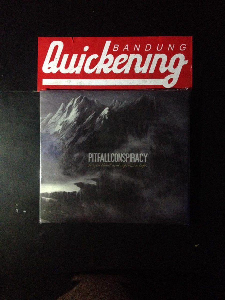 quickeningbdg's tweet image. @pitfall_cons | frozen blood and a promise kept | Idr. 40.000,-