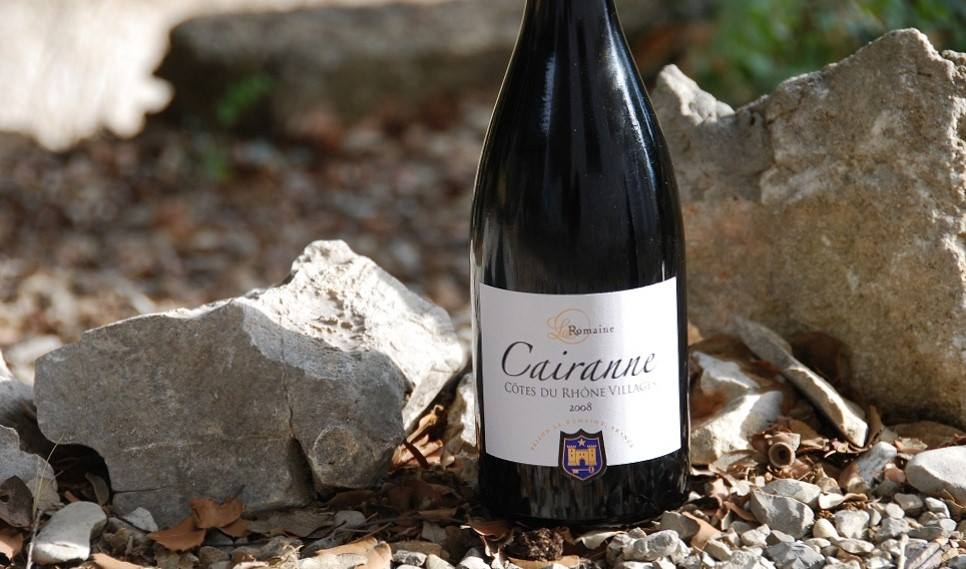 QuitouWines's tweet photo. Soirée #cairanne avec #Quitou hier... Que du bonheur pour une appellation qui mériterait le rang de cru! http://t.co/8LwBqS8KQ4