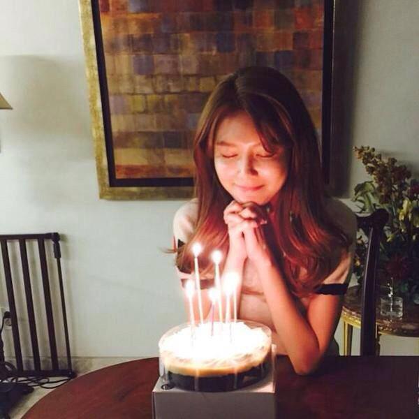 Happy Birthday to my forever bae, Choi Sooyoung! Ilysm!         