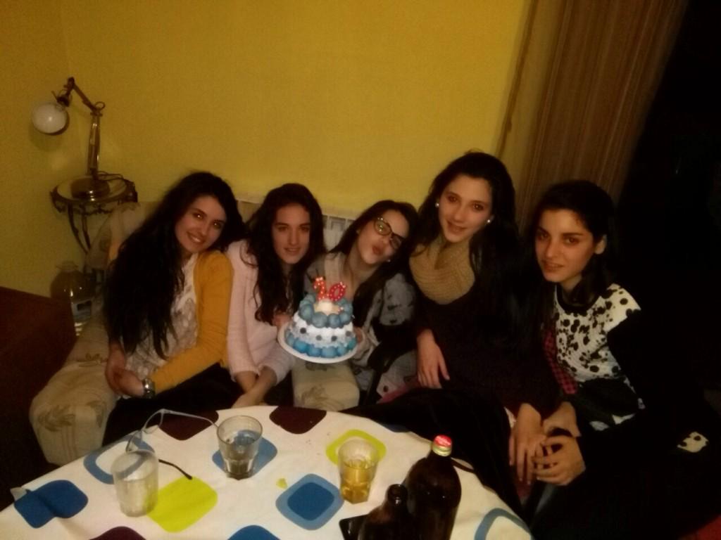 letidr_16's tweet photo. Muchisimas gracias a mis niñas! @AnabelTorero6 @Lorenatoribio1 @olga_fernandezg @MartaMonteroR #osquieromaléficas! http://t.co/NzpnP5SMOO