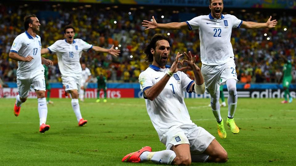  Happy birthday (28), Georgios Samaras (30) & (46)
 