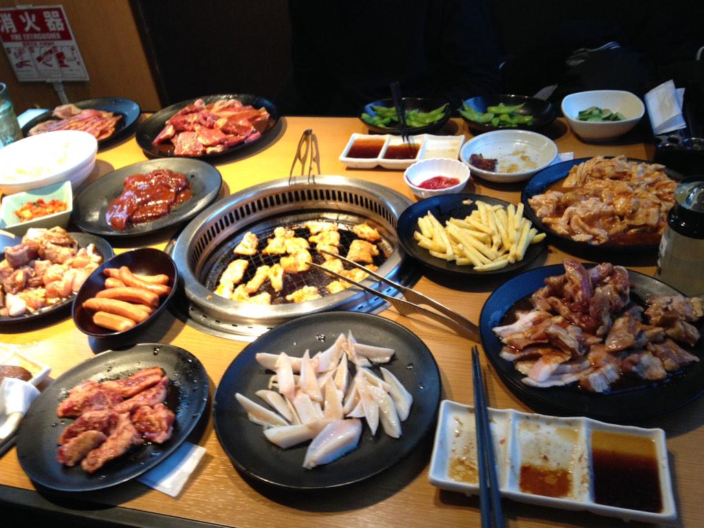 HHlove326's tweet photo. やきにくだぁぁぁ http://t.co/K5fXW7FwXa
