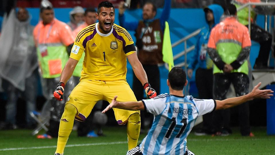 Happy birthday Sergio Romero (28), Branislav Ivanovic (31) & Marc Wilmots (46)  