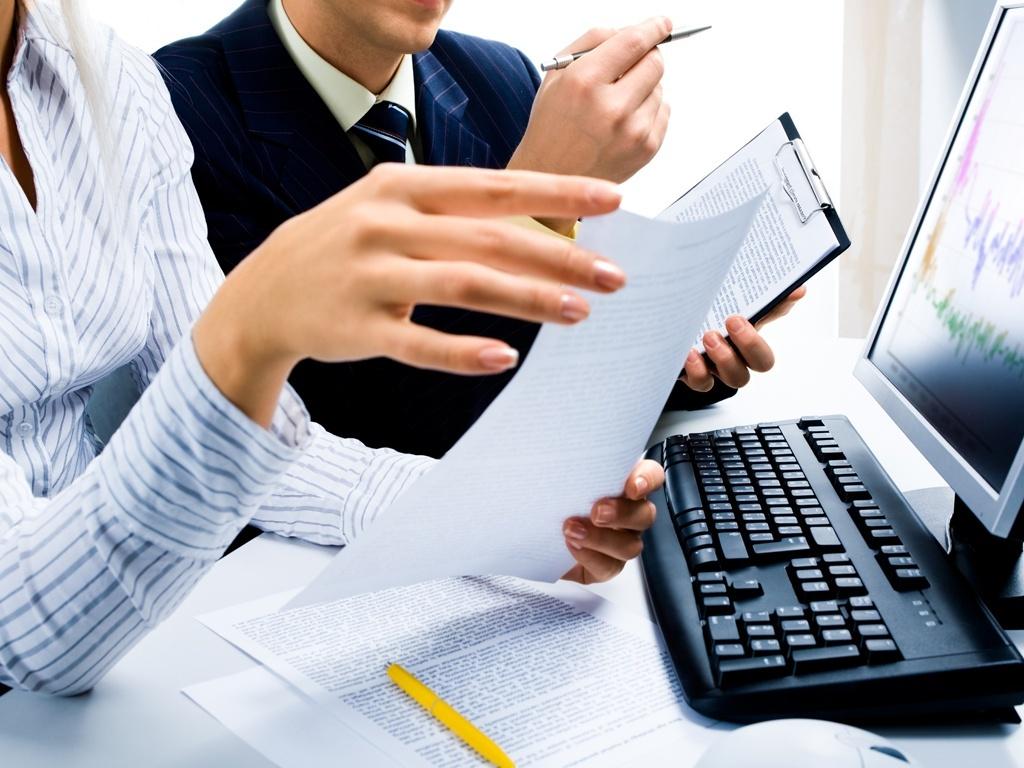 Interaugerh's tweet photo. Vaga de emprego. Técnico Administrativo – Centro em Curitiba – PR – Cód. 1121 >> http://t.co/SSs4Q248gq http://t.co/swOquvk1Co