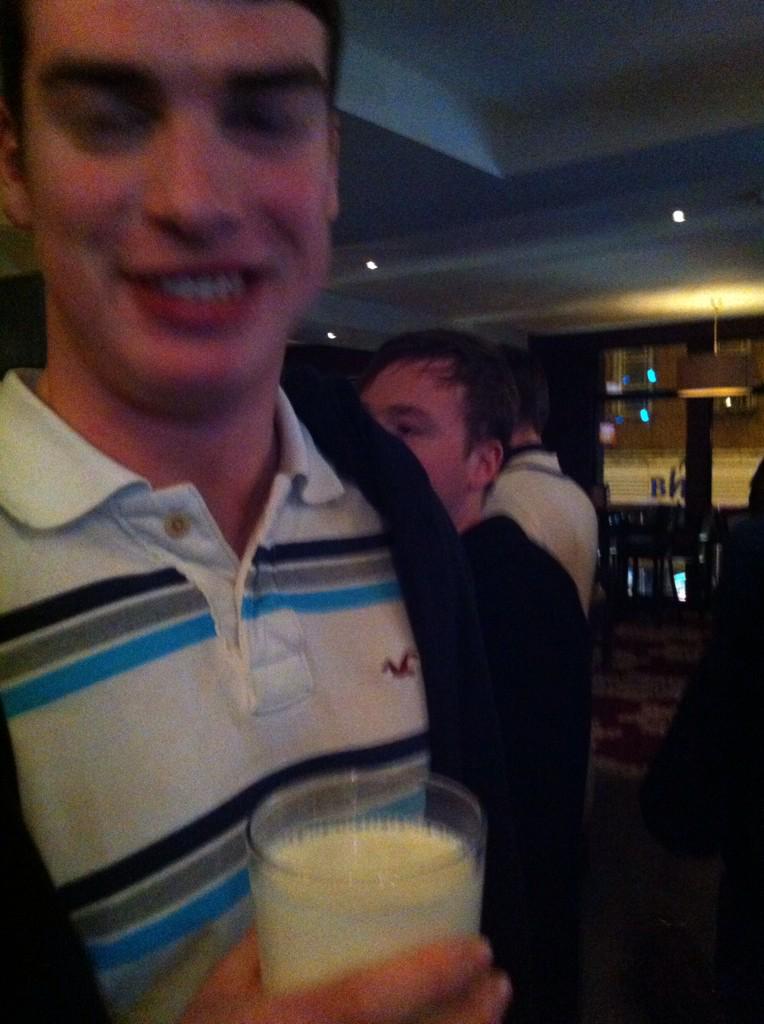 ExeterUniSurf's tweet image. A love story between a man and his milk #nesquik