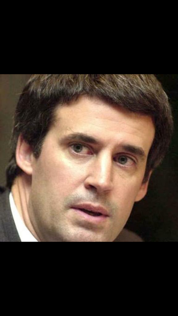 BigBrotherSg15's tweet photo. #JeSuisMartin : Hommage à un homme qui a donné sa vie pour la Bretagne. Son visage enfin révélé @sgicp2015 http://t.co/K8wplI7DJK