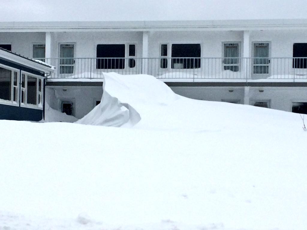 PeterLovasco's tweet photo. Bass Rocks #GlostahMA insanity ! #AtlanticRd huge snow drifts http://t.co/pTqIAm4K3W