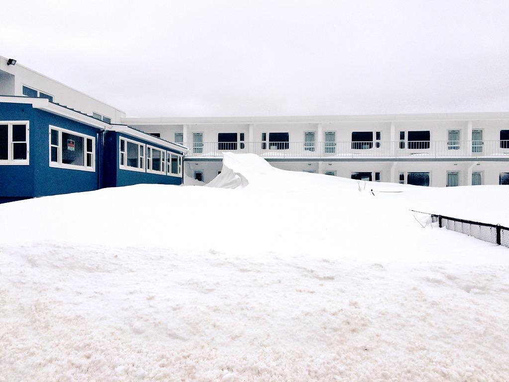 PeterLovasco's tweet photo. Bass Rocks #GlostahMA insanity ! #AtlanticRd huge snow drifts http://t.co/pTqIAm4K3W