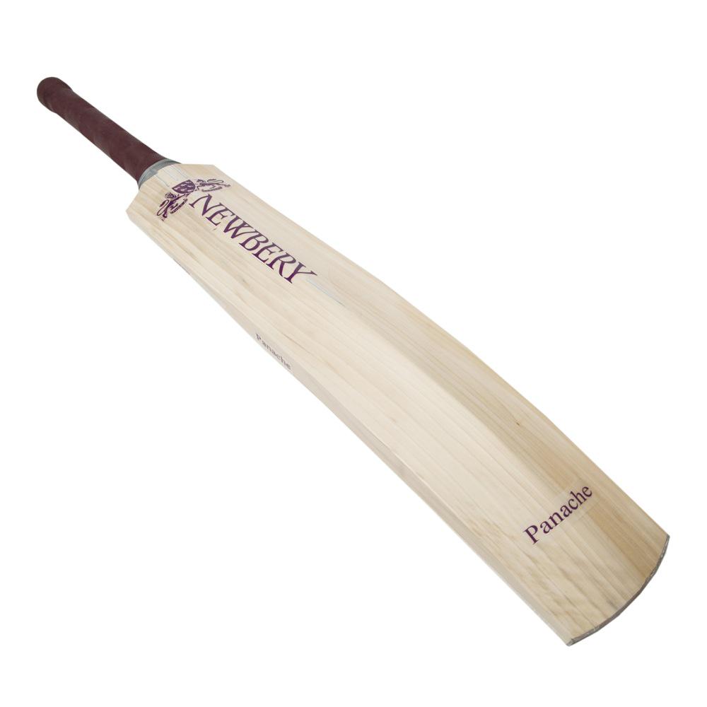Newbery_Cricket's tweet image. Check out the blade on the Panache, perfect for fast hands batsmen looking to generate whip: ow.ly/IP3Sd