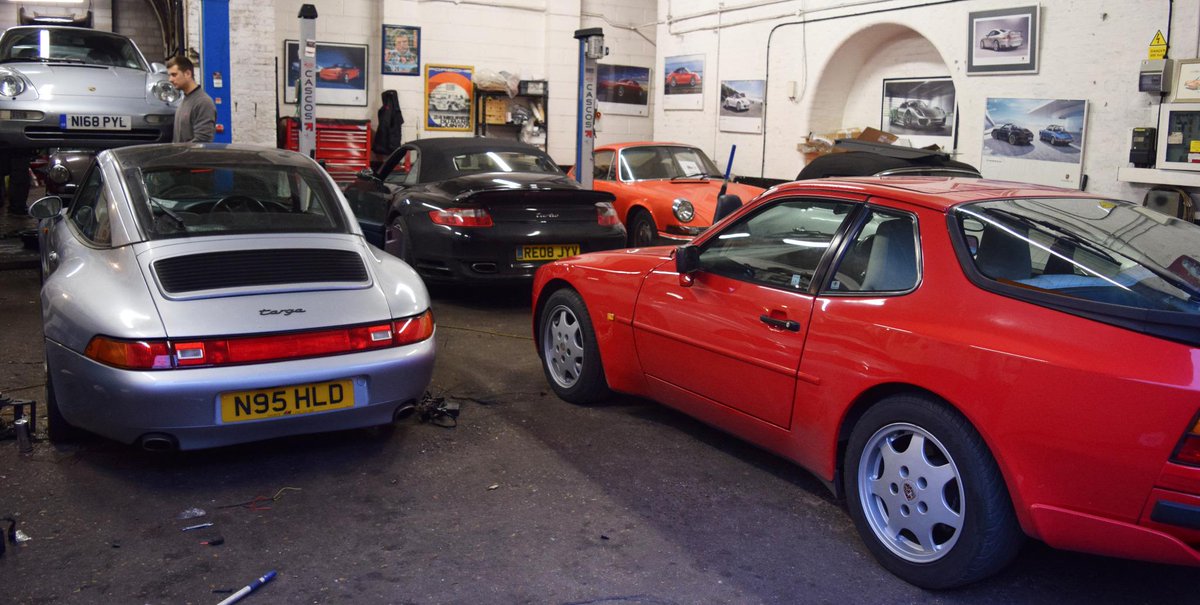 richm247's tweet photo. She was in good company today... #Project944 #TowerPorsche http://t.co/1xtVhnUIvN