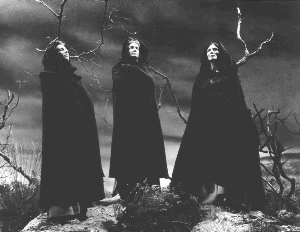 Witch_Slap2's tweet photo. #SquadUp @witchplease1 @sonofawitch3
#fairisfoulandfoulisfair http://t.co/NesohtdQcq