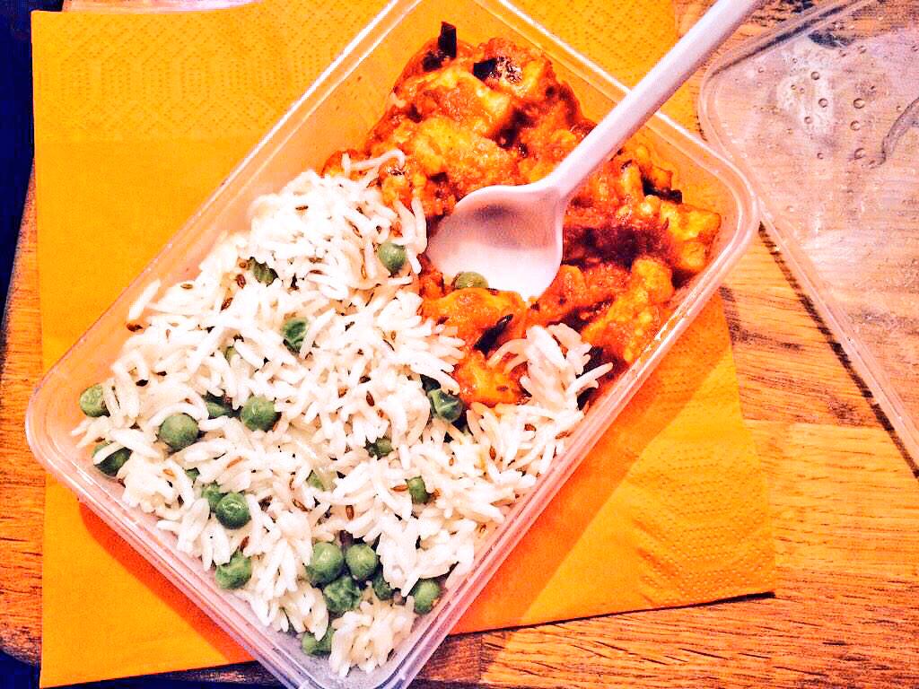 JavaWestend's tweet image. We have everyone's favourite for lunch today: Paneer Masala with Veggie Rice!
Come and pick up a portion!