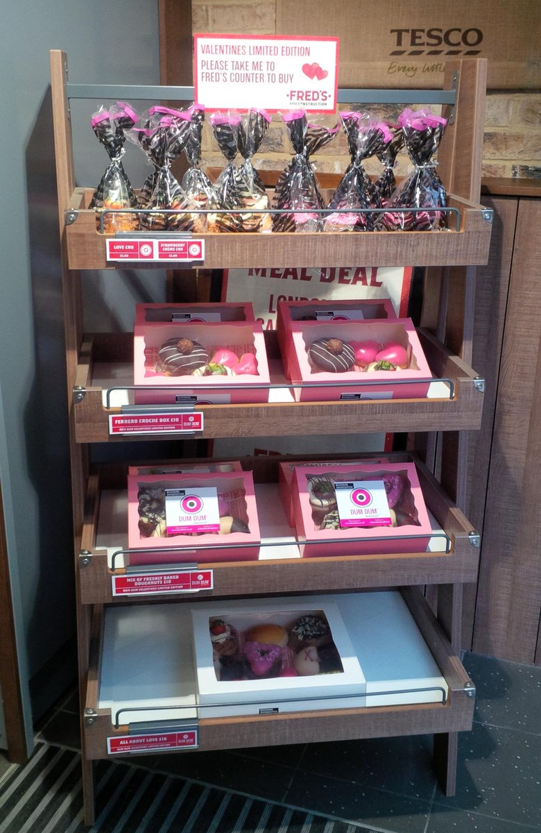 fedbyfred's tweet photo. #ValentinesLimitedEdition! Follow &amp; RT for the chance to win a Pink Box- winner 5pm @PhilPotLaneF2G @dumdumdoughnuts http://t.co/xg3ElL2nLw