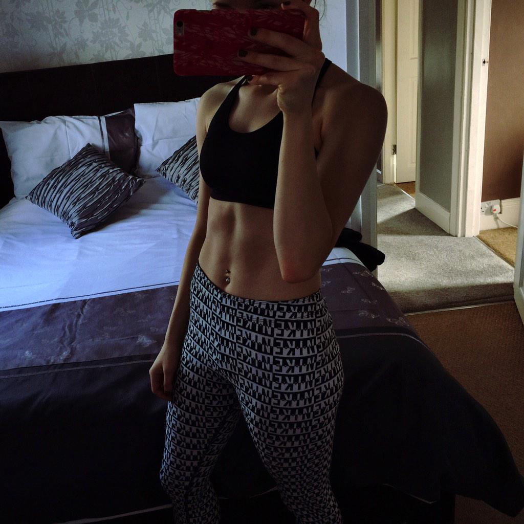 theHannahButler's tweet image. #indirect #gym #stuckup #arsehole #lookatmybody