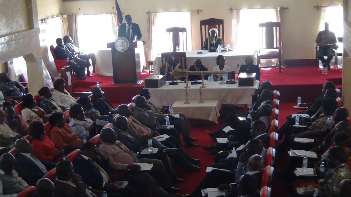 Governor @GovWOparanya addressing Members of the Kakamega County Assembly this afternoon.