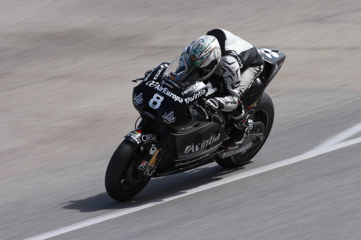 esponsoramagp's tweet photo. Fotos / Pics #SepangTest1 day 2 http://t.co/LqarlZ8hmJ