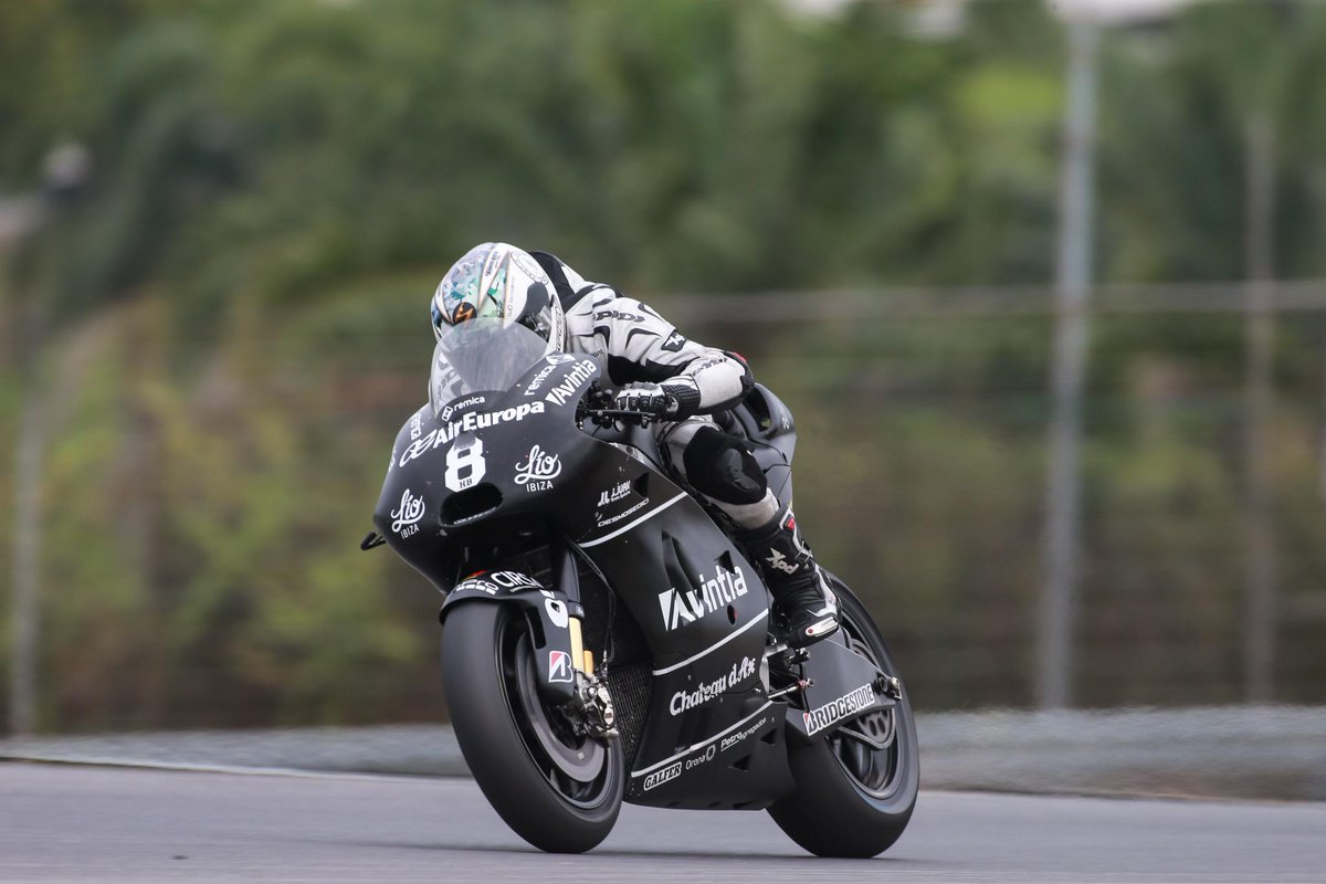 esponsoramagp's tweet photo. Fotos / Pics #SepangTest1 day 3 http://t.co/NcfJKttz3y