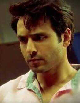 Preeti_Saha's tweet photo. @Miqbalkhan killer wala look  and smile..love u mik http://t.co/z0J51OmyRo