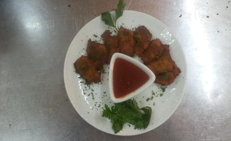 SpicesSauces's tweet photo. Delicious mouth watering cripsy chicken :-P http://t.co/S6deX8NGIU