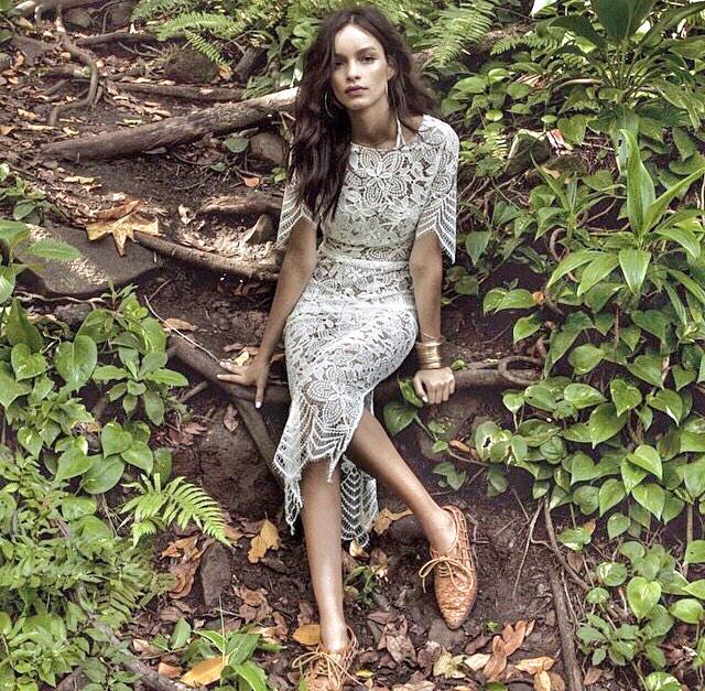 dcey_official's tweet photo. For love and lemons Luna Maxi Dress bir tık ötenizde http://t.co/1jQehzJWNU http://t.co/KwUGvnllww