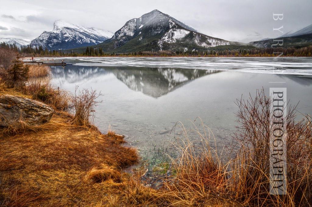 byrnephoto_uk's tweet image. I always feel happy when I have my trusty #Canon 5D MK III &amp;amp; Manfrotto 190 Series tripod. Vermillion Lake, AB, Canada