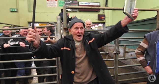 JOEdotie's tweet photo. Video: Forget about #FrostbitKid, this 90 year-old Kerry farmer is our new favourite Irishman
http://t.co/G1e8ef4M65 http://t.co/kKenFMg34L