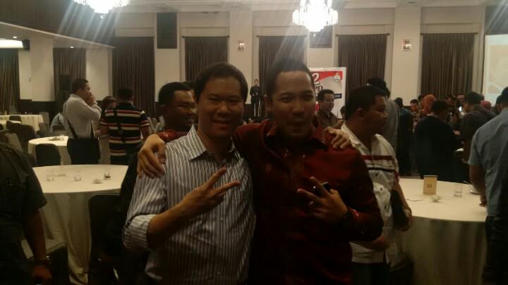 BayuBpd's tweet photo. Malam keakraban Sahabat Bayu http://t.co/9yZQpwA8Mq