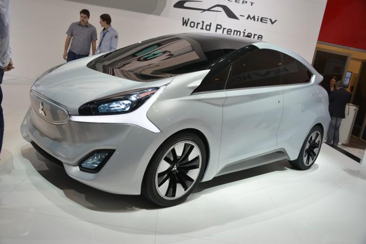 evgonetwork's tweet image. Look Who's Back! 2016 Mitsubishi #i-MiEV coming to the US! #EV  hubs.ly/y0wbQ30