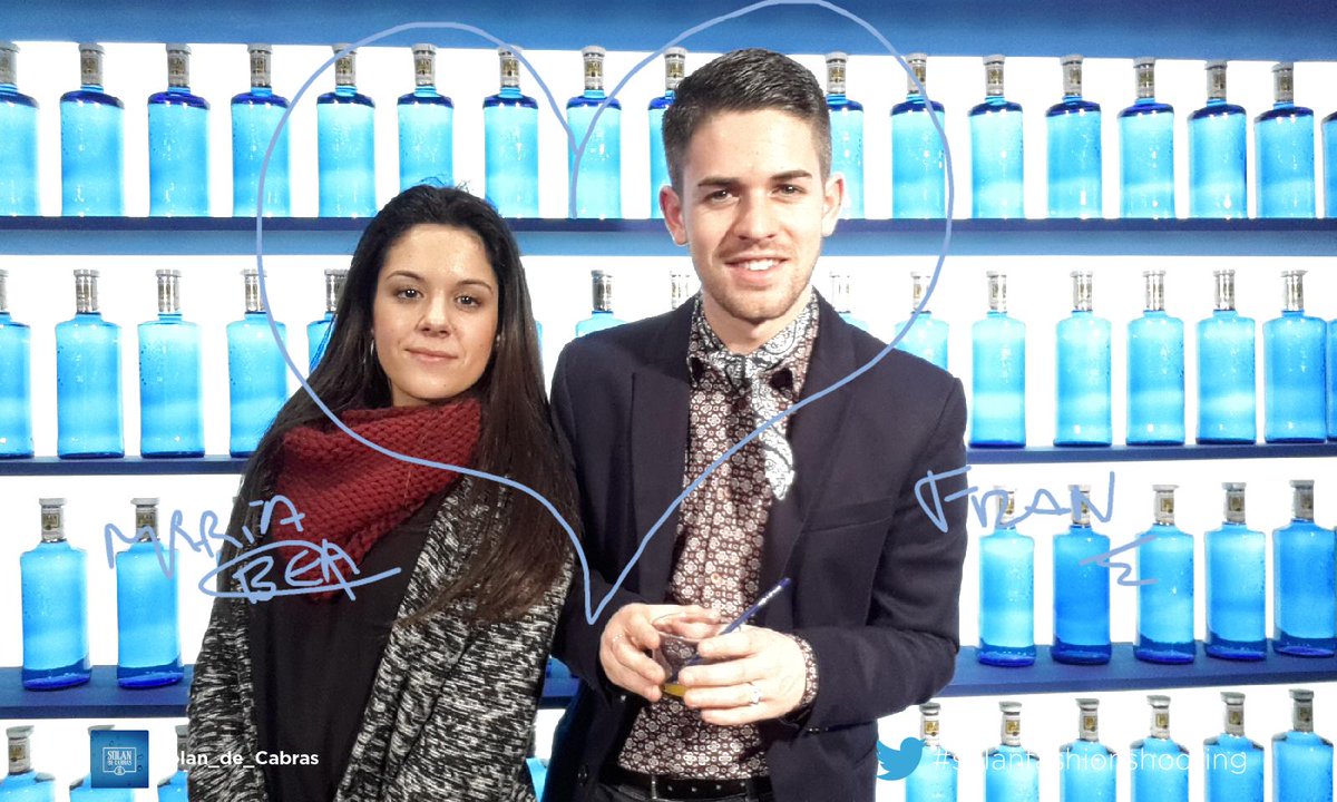 Solan_de_Cabras's tweet photo. Con @Solan_de_Cabras y @ martabeas en #MBFWM15 Ven al stand y gana una cámara de fotos #Solanfashionshooting http://t.co/Ir5uNFhV8R