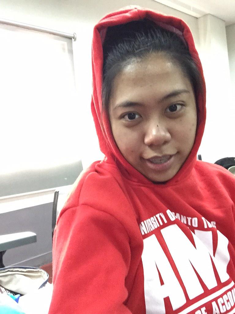 stefisuero's tweet photo. @Jayveegat nandito lang ako para pagaanin ang buhay mo kuya jayvee. Good night. #fearlesspost π http://t.co/wQumoHce4W