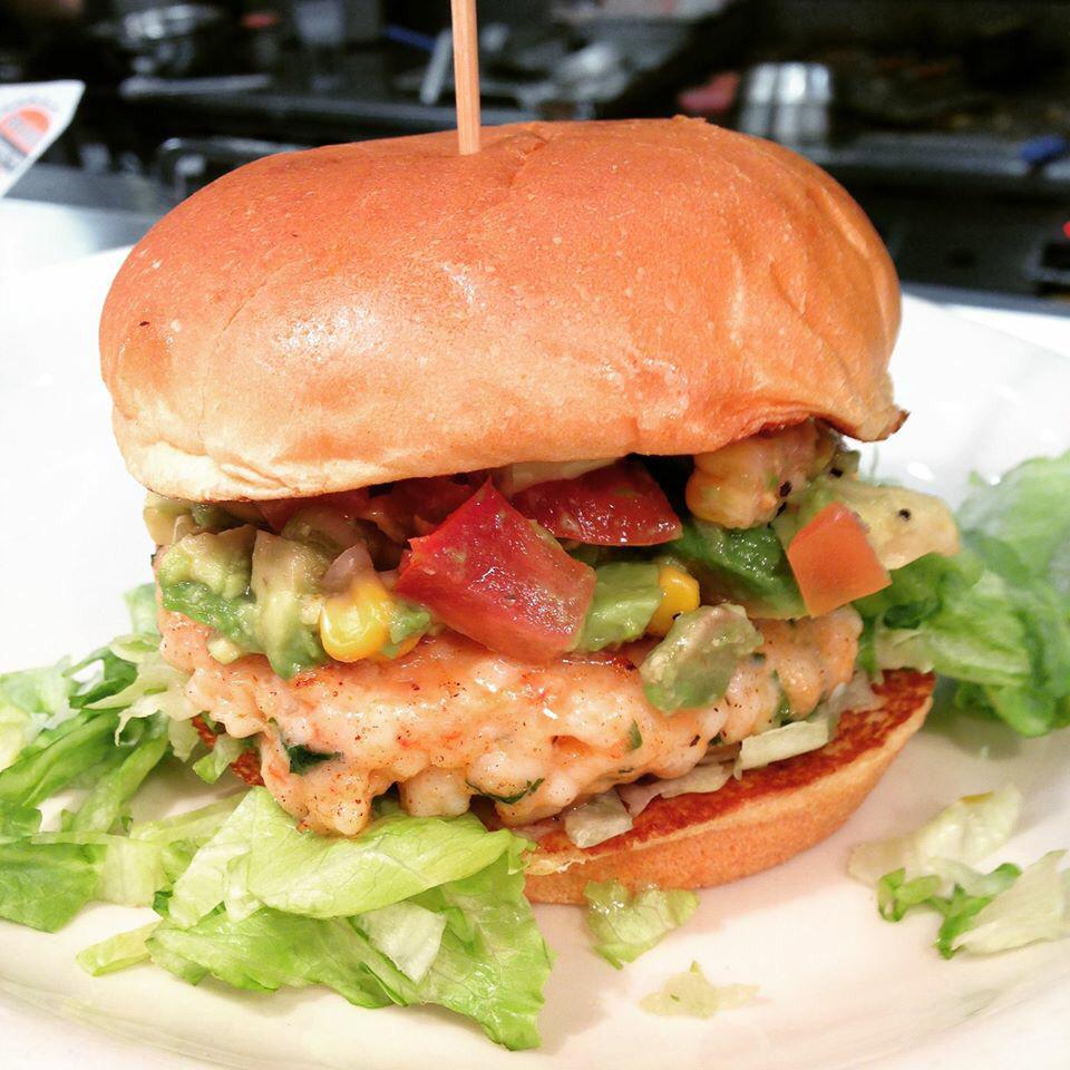 BadDaddysRAL's tweet photo. Rockin the shrimp burger today: avocado corn relish, lemon tartar, shredded lettuce. http://t.co/yaV0HuSFiG