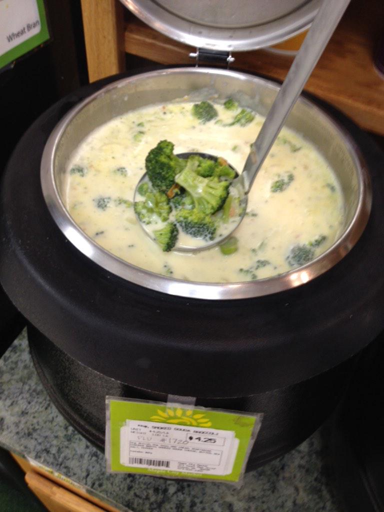 Soups on Goshen! Incredible Smoked Gouda and Traditional Chili for today. Come get some!